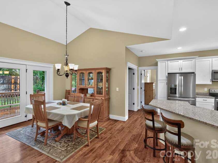 14 Wood Path Lane, Arden, NC 28704.  MLS# CAR4409807, YatesRealty ID 41842. 