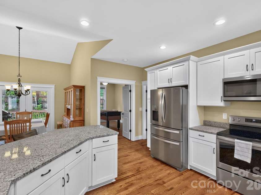 14 Wood Path Lane, Arden, NC 28704.  MLS# CAR4409807, YatesRealty ID 41842. 
