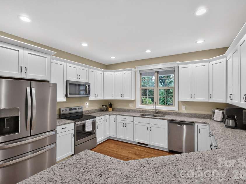 14 Wood Path Lane, Arden, NC 28704.  MLS# CAR4409807, YatesRealty ID 41842. 