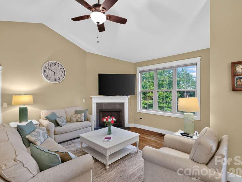 14 Wood Path Lane, Arden, NC 28704.  MLS# CAR4409807, YatesRealty ID 41842. 