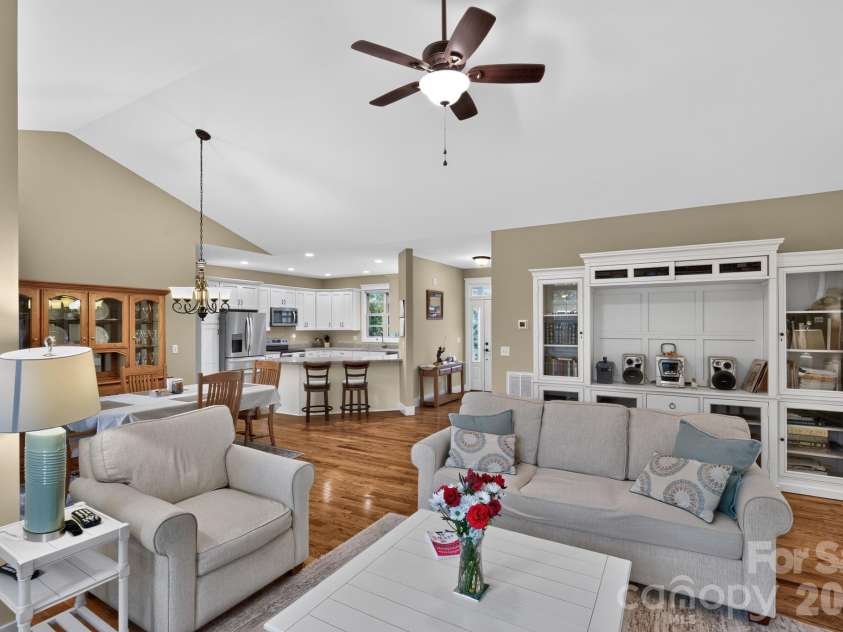 14 Wood Path Lane, Arden, NC 28704.  MLS# CAR4409807, YatesRealty ID 41842. 