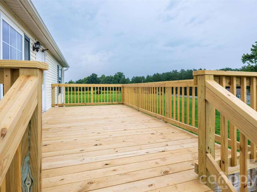 135 Howell Road, Mocksville, NC 27028.  MLS# CAR4405945, YatesRealty ID 41843. 