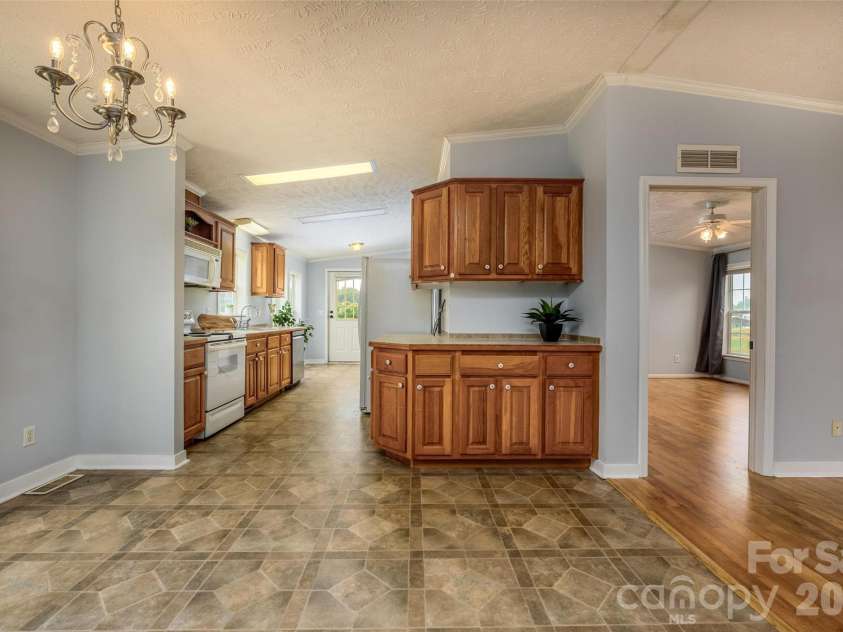 135 Howell Road, Mocksville, NC 27028.  MLS# CAR4405945, YatesRealty ID 41843. 