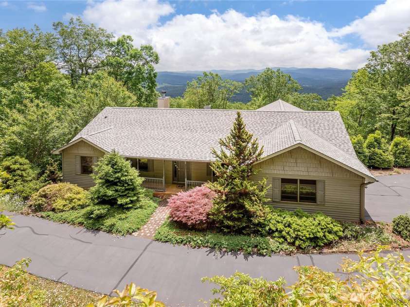 131 Forge Crest Drive, Mills River, NC 28759.  MLS# CAR4412173, YatesRealty ID 41844. 