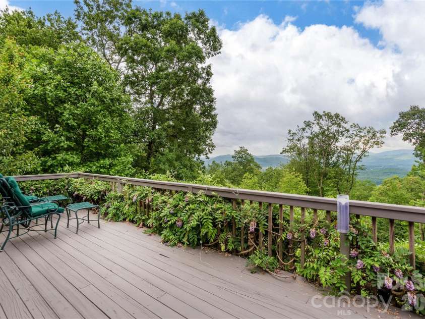 131 Forge Crest Drive, Mills River, NC 28759.  MLS# CAR4412173, YatesRealty ID 41844. 