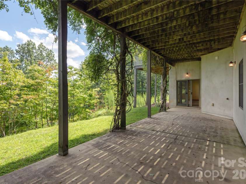 131 Forge Crest Drive, Mills River, NC 28759.  MLS# CAR4412173, YatesRealty ID 41844. 