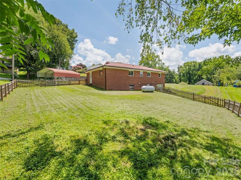 23 Elm Street, Canton, NC 28716.  MLS# CAR4410674, YatesRealty ID 41848. 