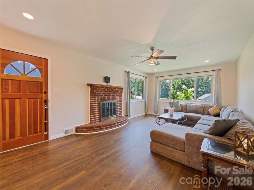 23 Elm Street, Canton, NC 28716.  MLS# CAR4410674, YatesRealty ID 41848. 