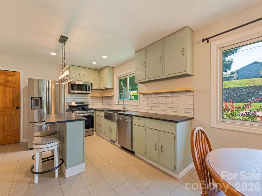 23 Elm Street, Canton, NC 28716.  MLS# CAR4410674, YatesRealty ID 41848. 