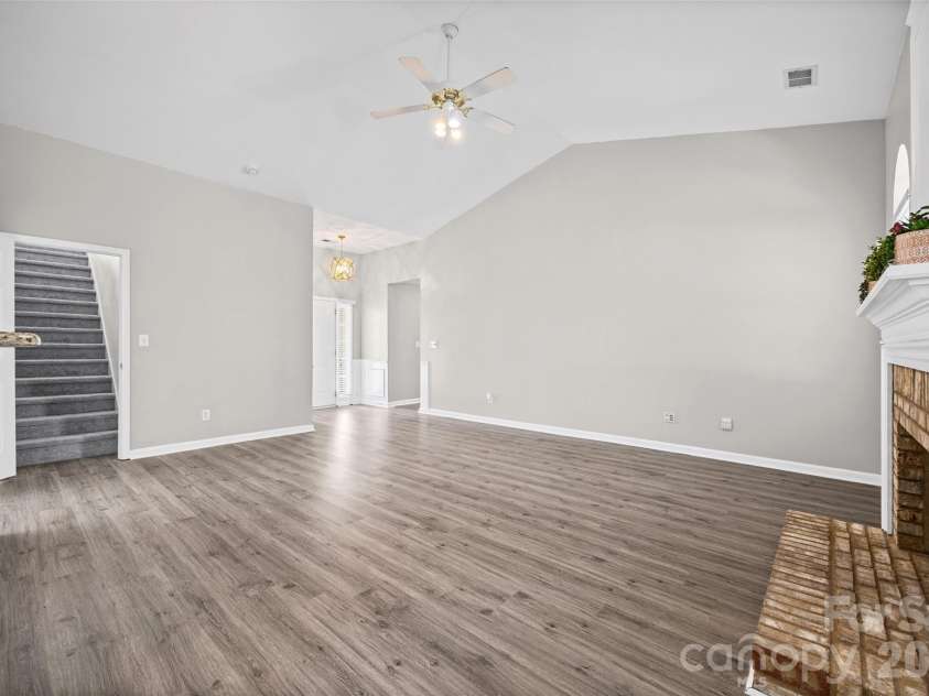 12630 Ivey Creek Drive, Charlotte, NC 28273.  MLS# CAR4409584, YatesRealty ID 41849. 