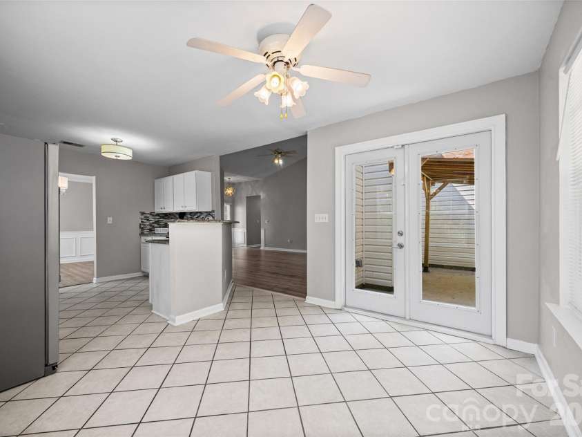 12630 Ivey Creek Drive, Charlotte, NC 28273.  MLS# CAR4409584, YatesRealty ID 41849. 