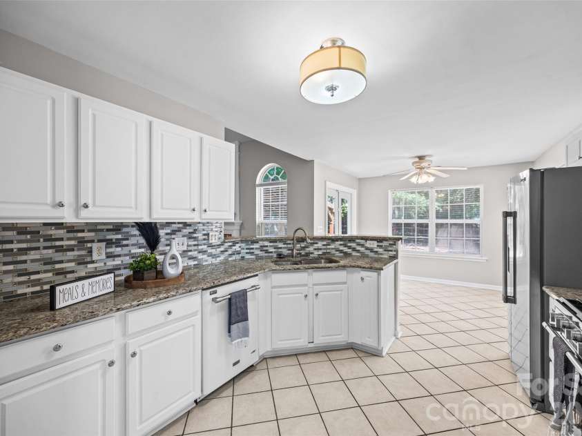 12630 Ivey Creek Drive, Charlotte, NC 28273.  MLS# CAR4409584, YatesRealty ID 41849. 