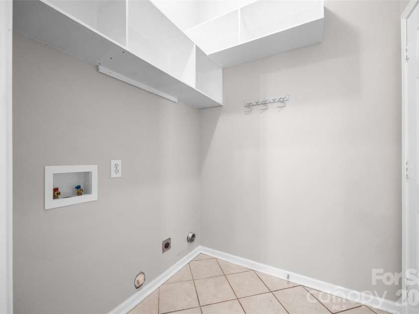 12630 Ivey Creek Drive, Charlotte, NC 28273.  MLS# CAR4409584, YatesRealty ID 41849. 
