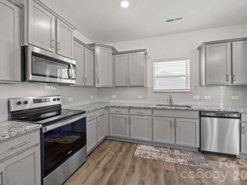 5135 Arbordale Way, Mount Holly, NC 28120.  MLS# CAR4344465, YatesRealty ID 4185. 