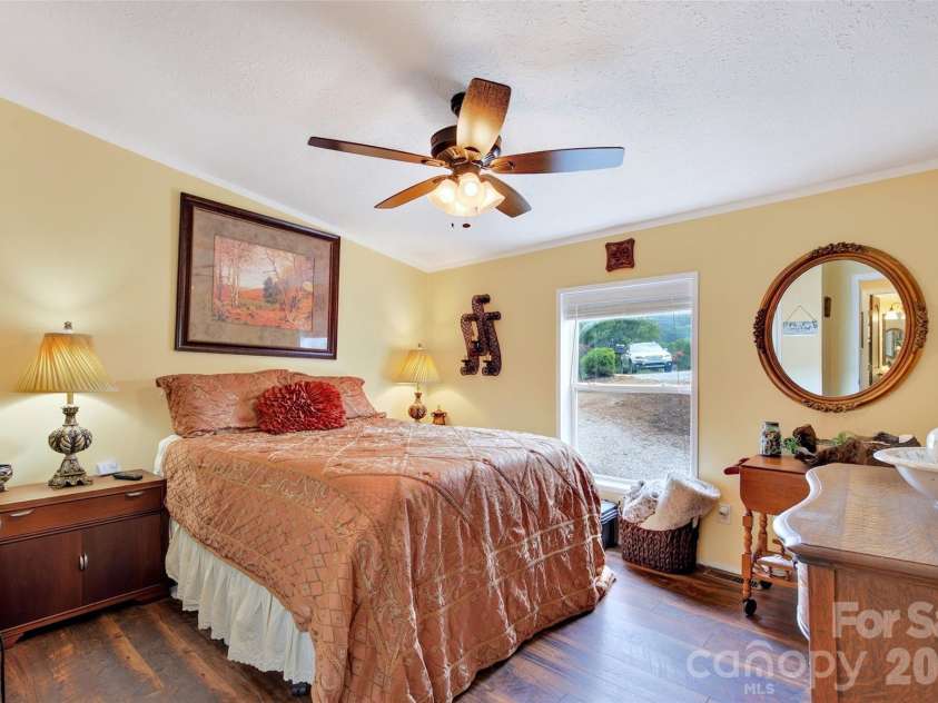 26 Sweet Briar Path Way, Hendersonville, NC 28792.  MLS# CAR4407470, YatesRealty ID 41850. 