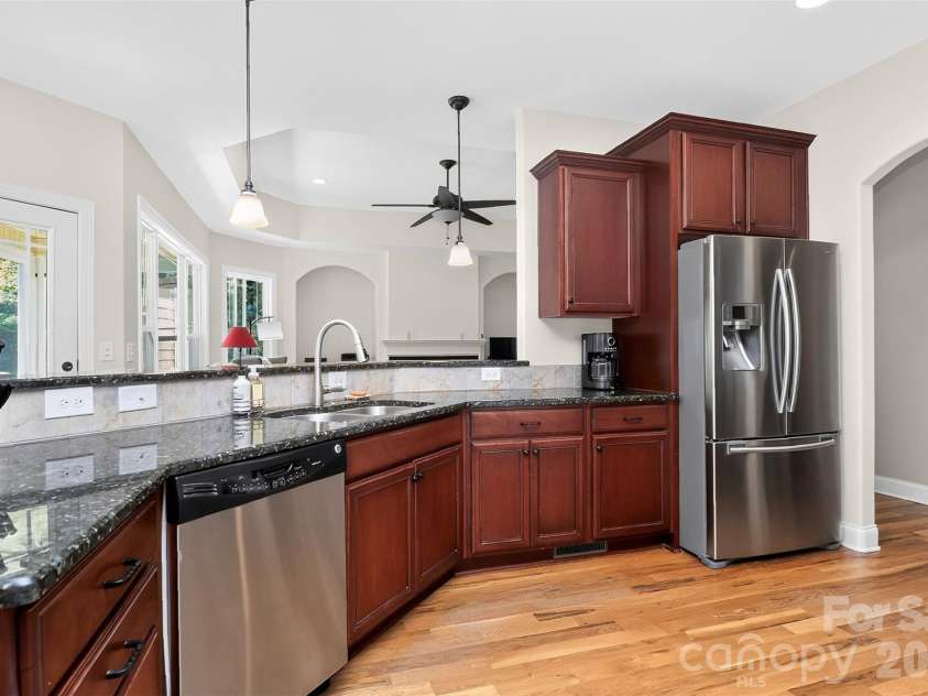 154 Ramano Drive, Iron Station, NC 28080.  MLS# CAR4411067, YatesRealty ID 41853. Kitchen