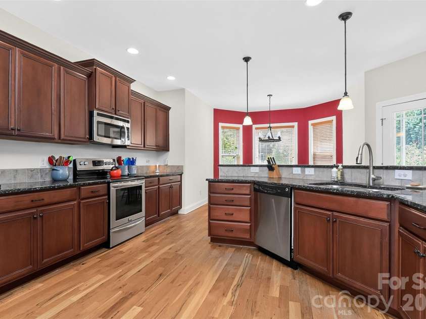 154 Ramano Drive, Iron Station, NC 28080.  MLS# CAR4411067, YatesRealty ID 41853. Kitchen