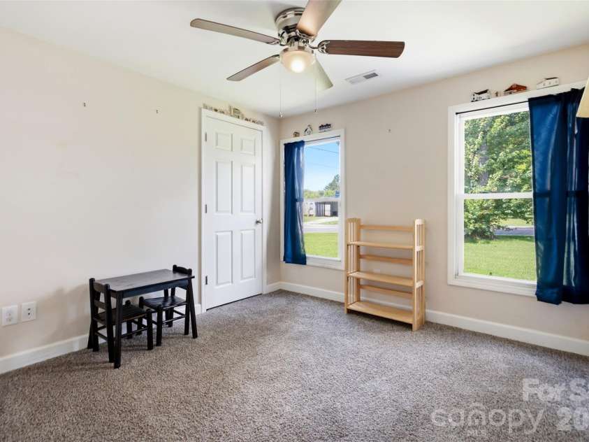 3060 US Highway 64 Highway, Mocksville, NC 27028.  MLS# CAR4411577, YatesRealty ID 41854. 3rd bedroom