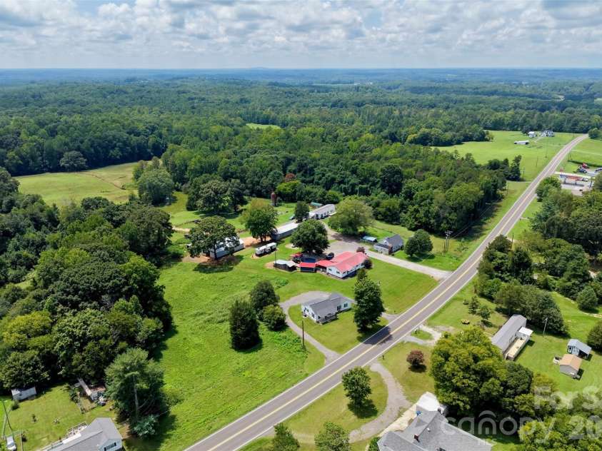 3060 US Highway 64 Highway, Mocksville, NC 27028.  MLS# CAR4411577, YatesRealty ID 41854. 