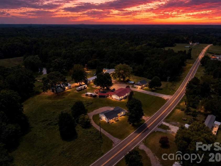 3060 US Highway 64 Highway, Mocksville, NC 27028.  MLS# CAR4411577, YatesRealty ID 41854. 