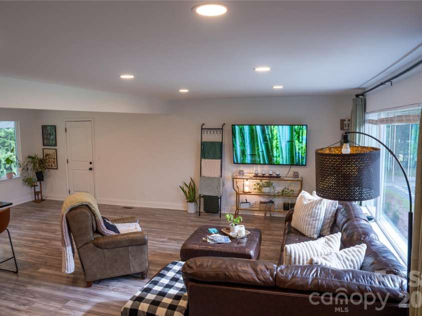 363 Rolling Ridge Road, Rock Hill, SC 29730.  MLS# CAR4404633, YatesRealty ID 41857. LVP flooring
