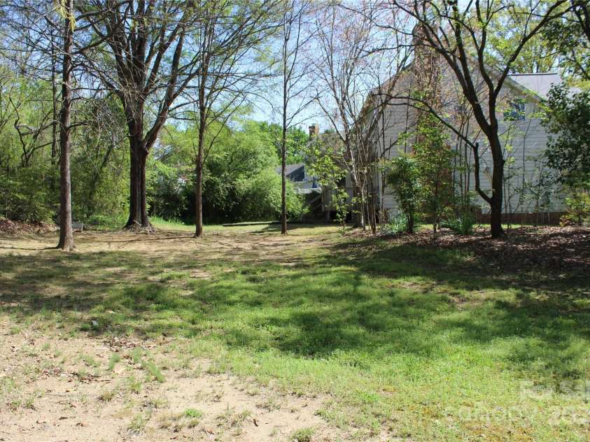 9915 Lottie Lane, Charlotte, NC 28262.  MLS# CAR4243294, YatesRealty ID 4186. 