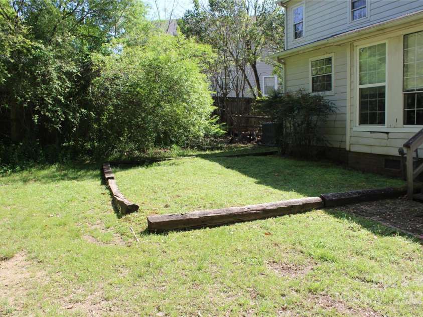 9915 Lottie Lane, Charlotte, NC 28262.  MLS# CAR4243294, YatesRealty ID 4186. 