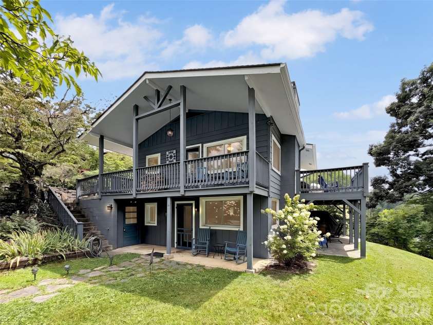 87 Glenview Road, Lake Junaluska, NC 28745.  MLS# CAR4411765, YatesRealty ID 41862. 