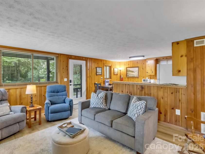 87 Glenview Road, Lake Junaluska, NC 28745.  MLS# CAR4411765, YatesRealty ID 41862. 