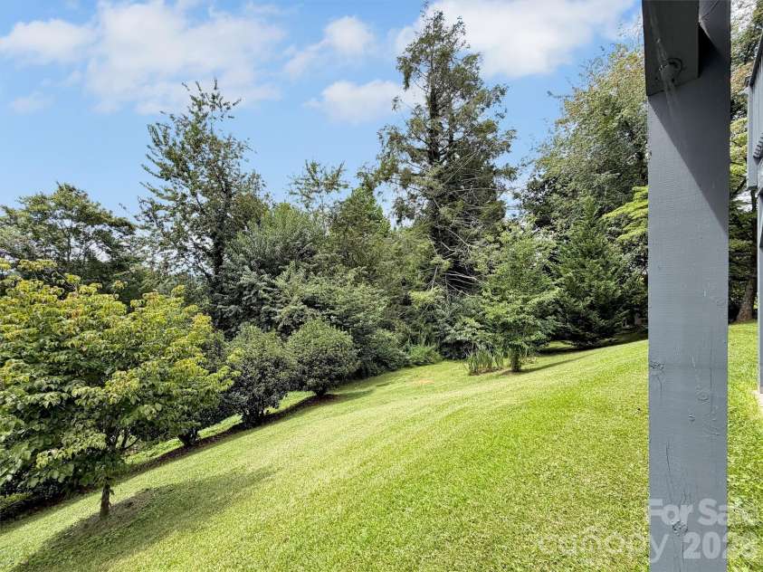 87 Glenview Road, Lake Junaluska, NC 28745.  MLS# CAR4411765, YatesRealty ID 41862. 