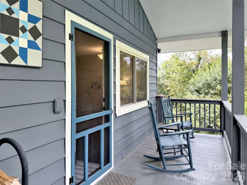 87 Glenview Road, Lake Junaluska, NC 28745.  MLS# CAR4411765, YatesRealty ID 41862. Upper Entry