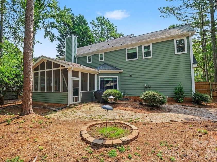 1223 Golden Hill Road, Matthews, NC 28105.  MLS# CAR4407164, YatesRealty ID 41863. 