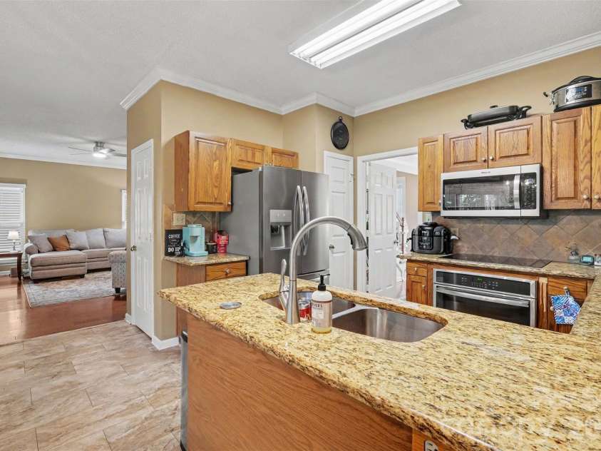 1223 Golden Hill Road, Matthews, NC 28105.  MLS# CAR4407164, YatesRealty ID 41863. 