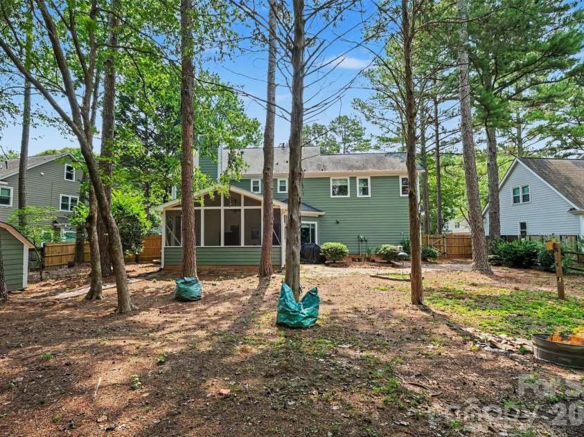 1223 Golden Hill Road, Matthews, NC 28105.  MLS# CAR4407164, YatesRealty ID 41863. 