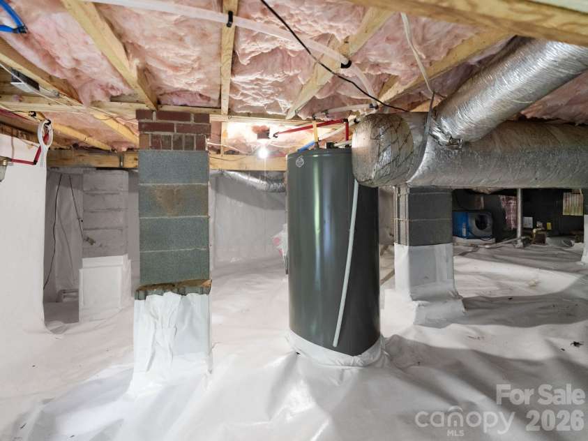 110 Sawtooth Lane, Stanley, NC 28164.  MLS# CAR4409490, YatesRealty ID 41865. Fully encapsulated crawlspace