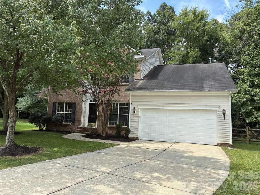 9309 Shrewsbury Drive, Waxhaw, NC 28173.  MLS# CAR4411991, YatesRealty ID 41866. 