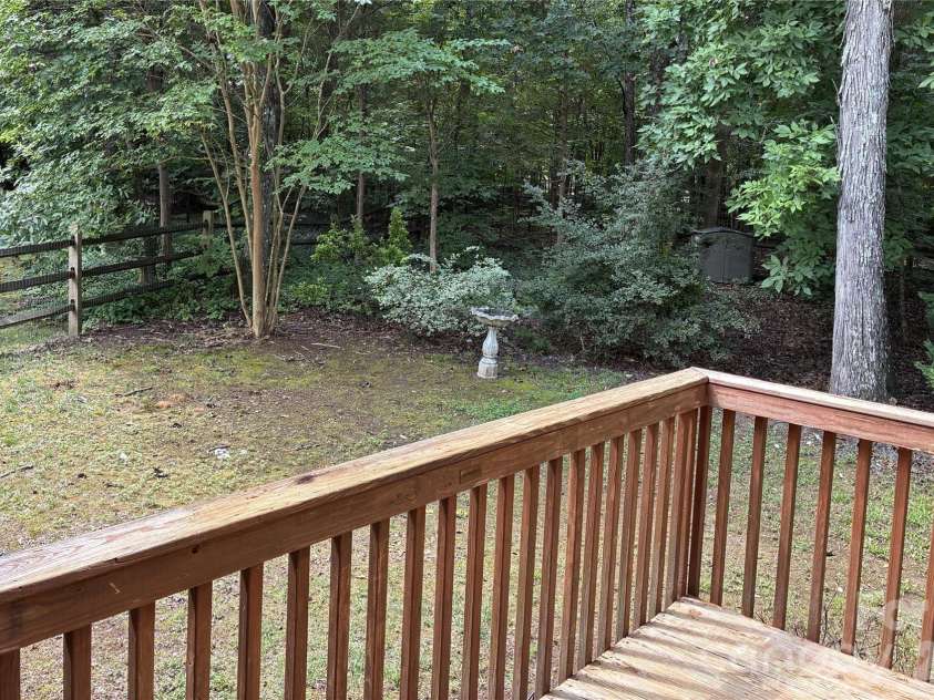 9309 Shrewsbury Drive, Waxhaw, NC 28173.  MLS# CAR4411991, YatesRealty ID 41866. Back Yard & Deck
