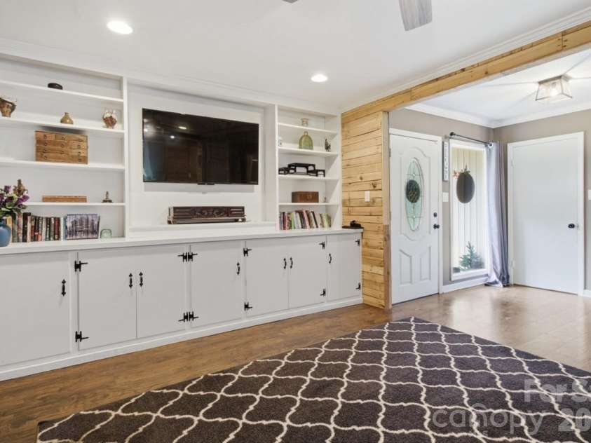 1445 Mount Ulla Highway, Mooresville, NC 28115.  MLS# CAR4405736, YatesRealty ID 41867. 
