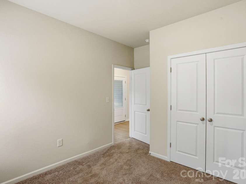 129 Lightning Drive, Shelby, NC 28152.  MLS# CAR4402619, YatesRealty ID 41870. 