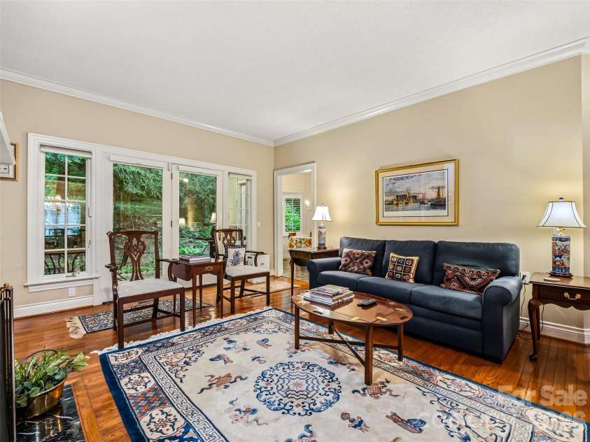 25 Clovelly Way, Asheville, NC 28803.  MLS# CAR4408337, YatesRealty ID 41871. 