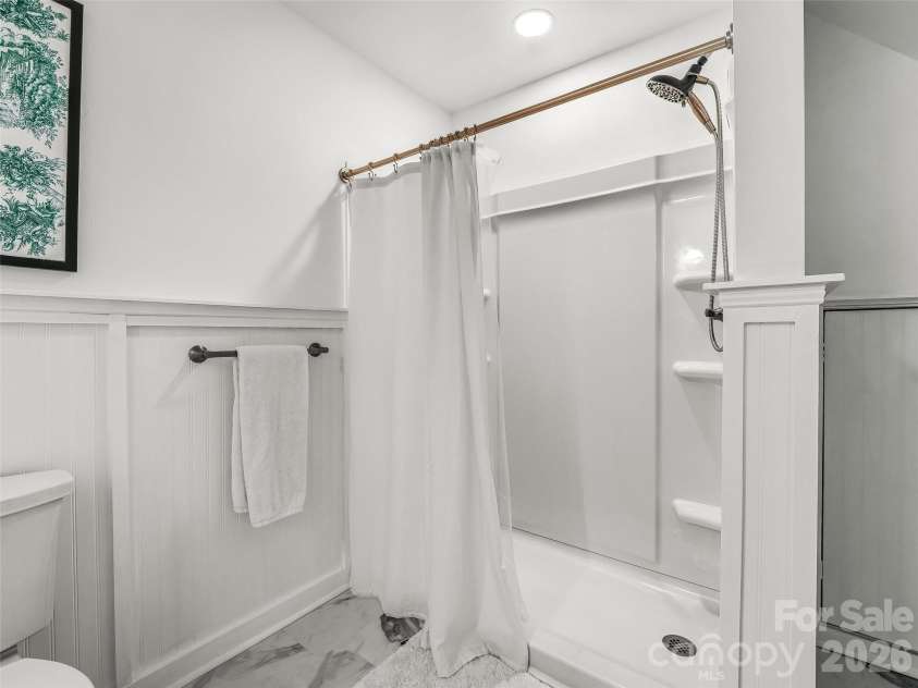 25 Clovelly Way, Asheville, NC 28803.  MLS# CAR4408337, YatesRealty ID 41871. 