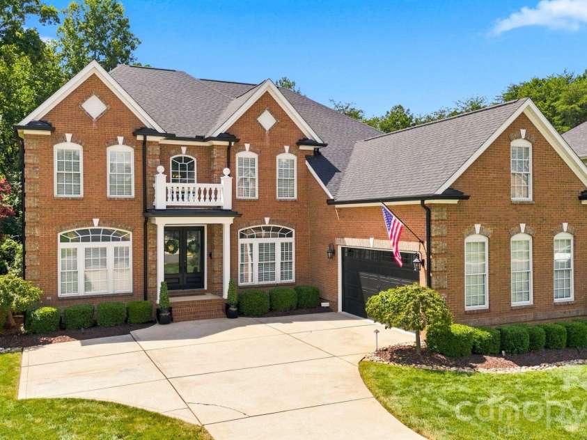 19000 Southport Drive, Cornelius, NC 28031.  MLS# CAR4410388, YatesRealty ID 41872. 