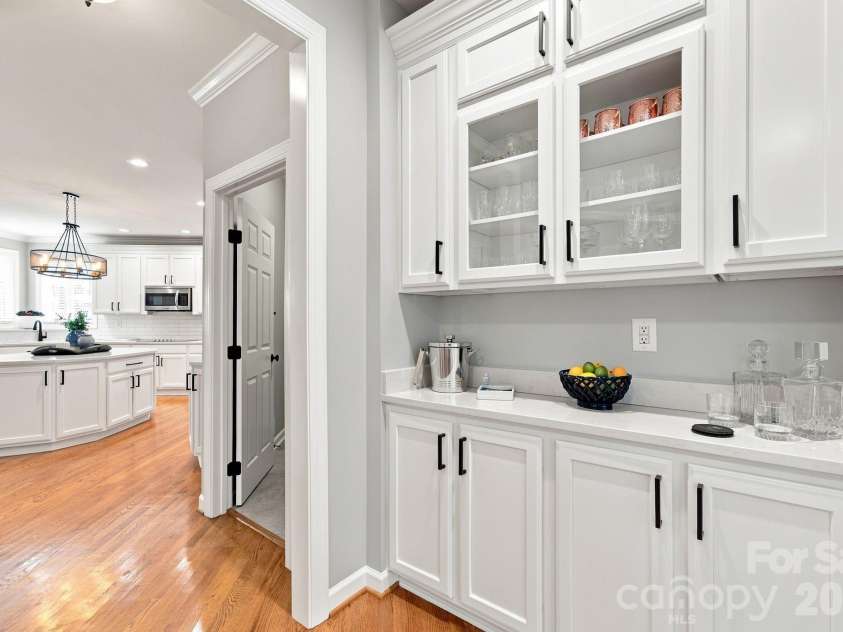 19000 Southport Drive, Cornelius, NC 28031.  MLS# CAR4410388, YatesRealty ID 41872. 