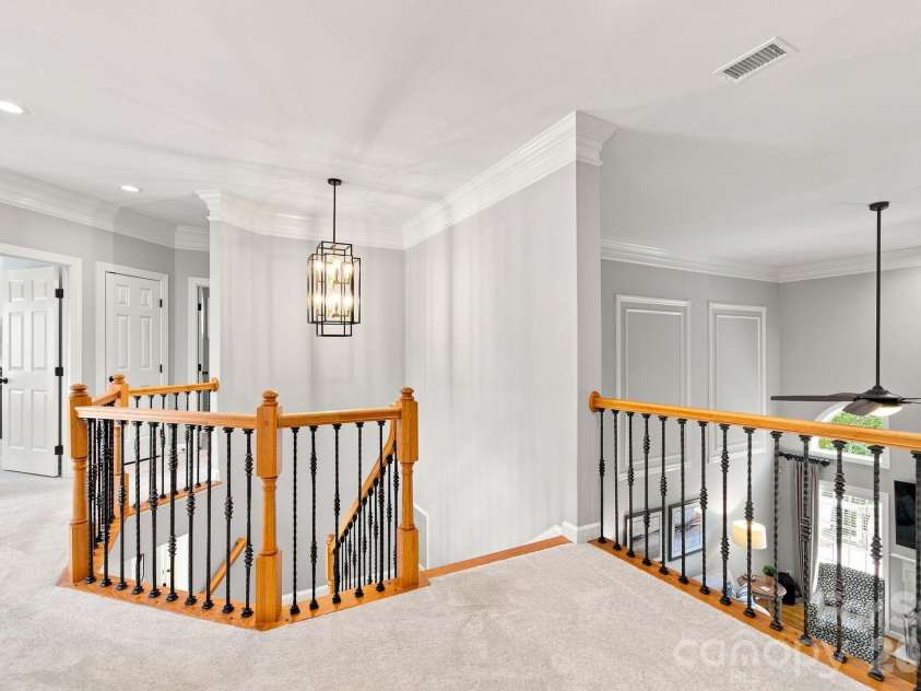 19000 Southport Drive, Cornelius, NC 28031.  MLS# CAR4410388, YatesRealty ID 41872. 