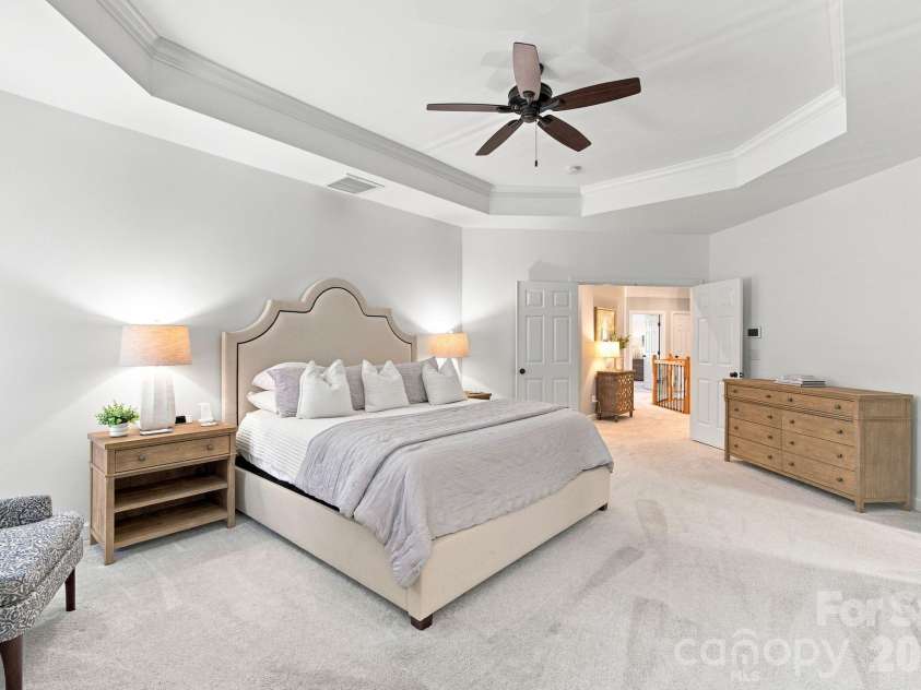 19000 Southport Drive, Cornelius, NC 28031.  MLS# CAR4410388, YatesRealty ID 41872. 