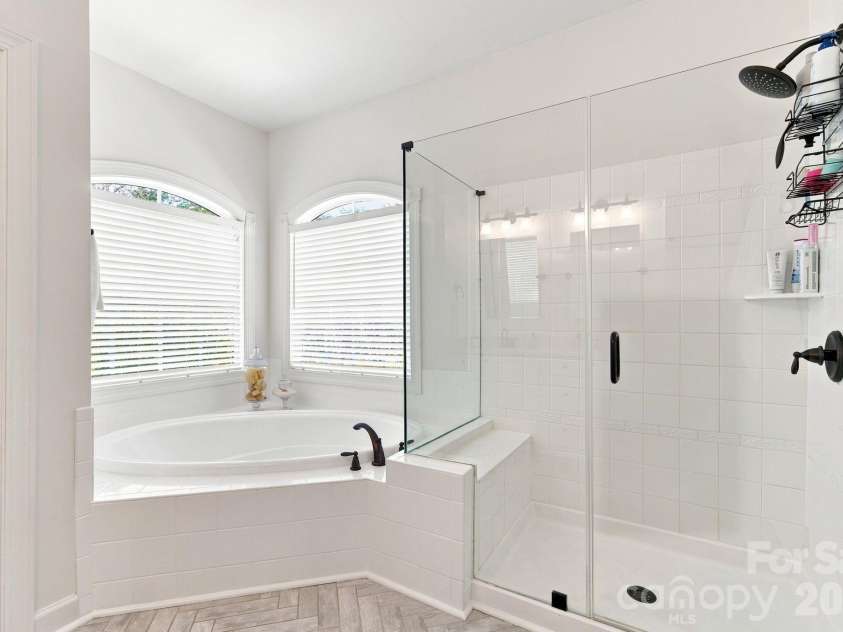 19000 Southport Drive, Cornelius, NC 28031.  MLS# CAR4410388, YatesRealty ID 41872. 