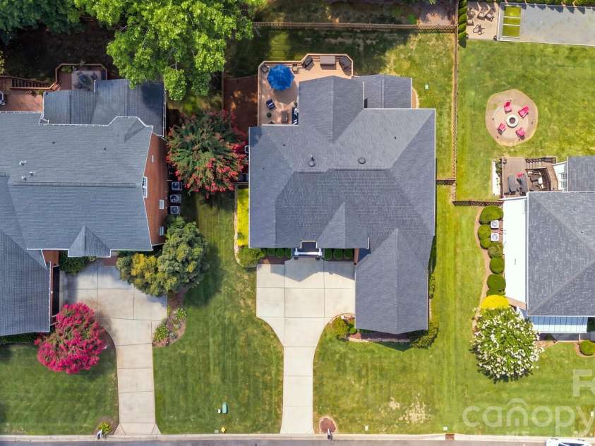 19000 Southport Drive, Cornelius, NC 28031.  MLS# CAR4410388, YatesRealty ID 41872. 