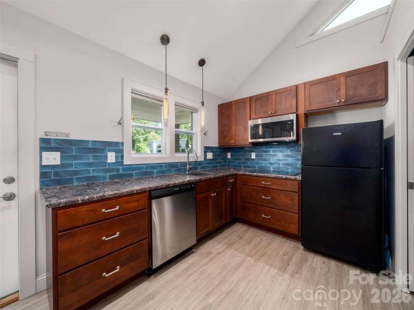 185 Duckworth Avenue, Brevard, NC 28712.  MLS# CAR4411616, YatesRealty ID 41874. 