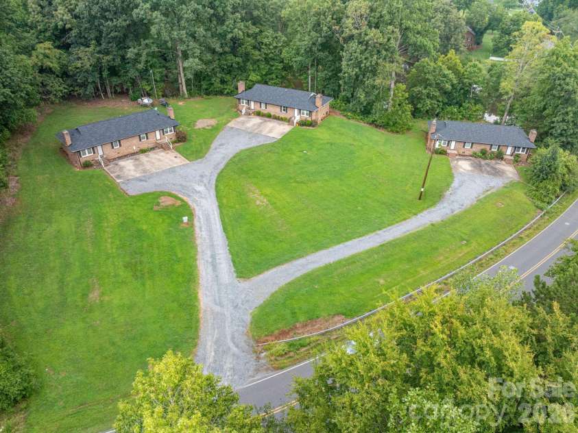 611 Borders Road, Shelby, NC 28150.  MLS# CAR4411873, YatesRealty ID 41879. 