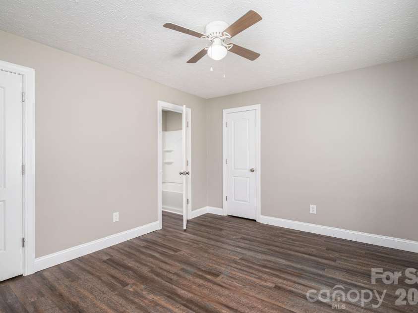 611 Borders Road, Shelby, NC 28150.  MLS# CAR4411873, YatesRealty ID 41879. 